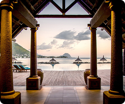 Hotel & Resort Booking Assistance